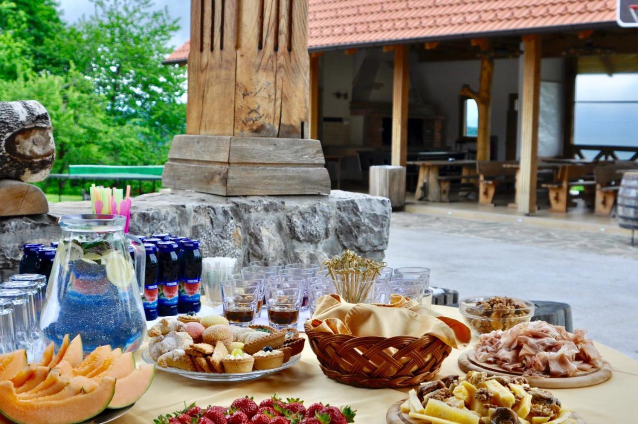 Guest House Domacija Krnc Hrib pri Hinjah Esterno foto
