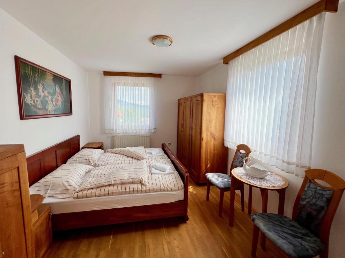 Guest House Domacija Krnc Hrib pri Hinjah Esterno foto