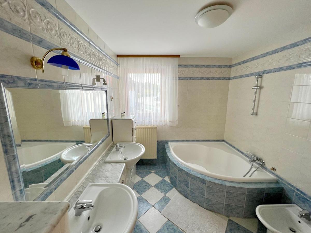 Guest House Domacija Krnc Hrib pri Hinjah Esterno foto